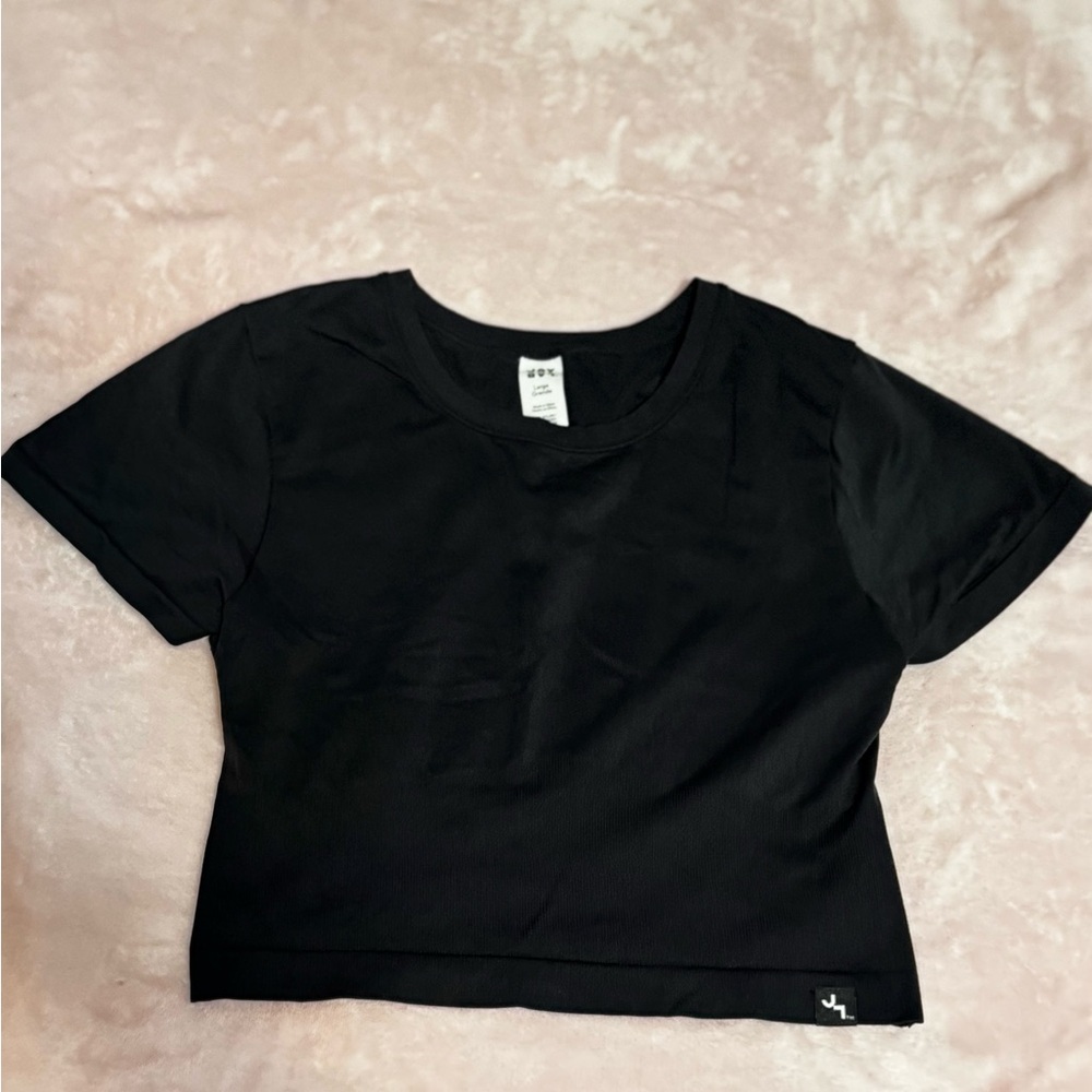 Joy Lab Black Cut-Out Back Cropped Tee – Size Large